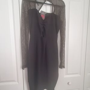 Black gold lace long sleeve dress 2x